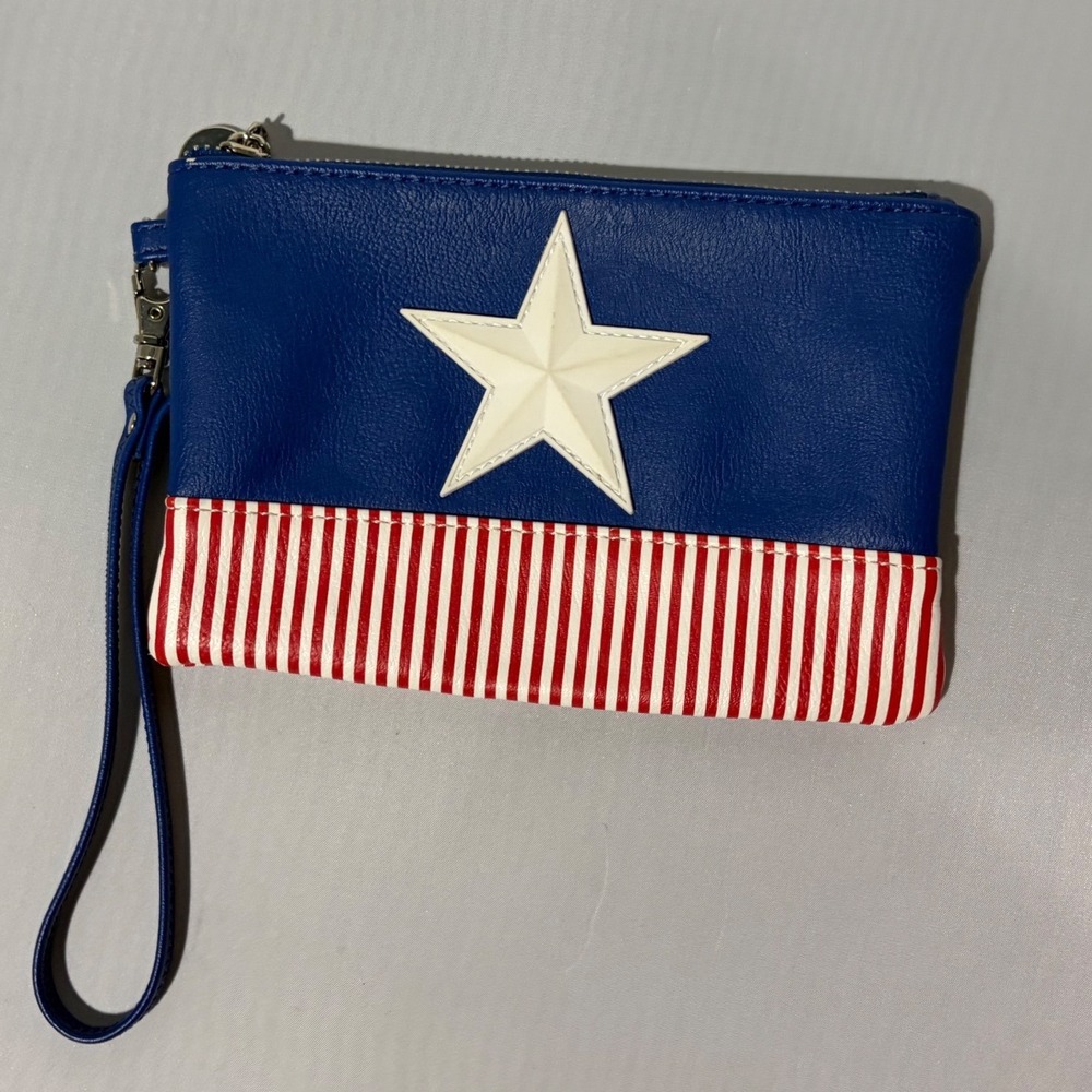 Marvel Captain America Wristlet Clutch Blue Red White Star Patriotic Pouch